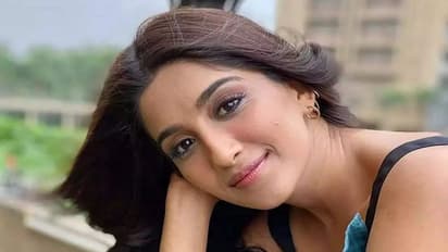 कोई डॉक्टर कोई इंजीनियर, किसी ने की है 10वीं तक पढ़ाई, जानें कितने पढ़ें-लिखे Bigg Boss-16 के कंटेस्टेंट्स