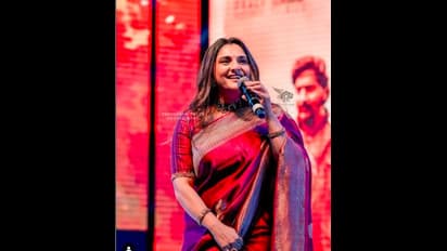 'ಯಾಕೆ ಇಷ್ಟು ಚಂದ ನೀನು...' ಕೆಂಪು ಸೀರೆಯಲ್ಲಿ ರಮ್ಯಾ ನೋಡಿ ಅಭಿಮಾನಿಗಳು ಕ್ಲೀನ್ ಬೋಲ್ಡ್‌