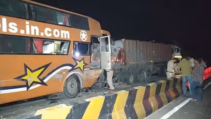 At least 15 killed, 40 injured as bus collides with truck in Madhya Pradesh's Rewa