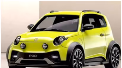 വലിപ്പം കണ്ട് മുഖം ചുളിക്കേണ്ട, മൈലേജില്‍ ഞെട്ടിക്കും, നാല് പേരേയും കയറ്റും!