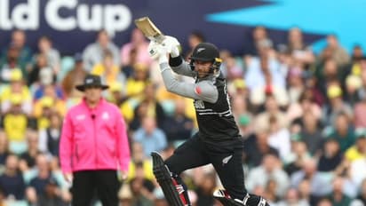 ട്വന്‍റി 20 ലോകകപ്പ്: കിവീസ് വെടിക്കെട്ടോടെ സൂപ്പര്‍-12ന് തുടക്കം; ഓസീസിന് 201 റണ്‍സ് വിജയലക്ഷ്യം