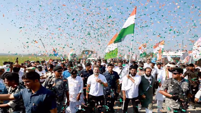 మొన్న గీతారెడ్డి.. నేడు కానిస్టేబుల్, రాహుల్ పాదయాత్రలో వరుస అపశృతులు