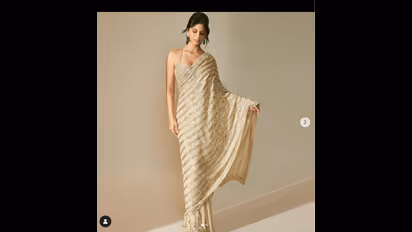 ಮಗಳ ಸೀರೆ ಲುಕ್‌ಗೆ ಶಾರುಖ್ ಖಾನ್ ಹೇಗೆ ಪ್ರತಿಕ್ರಿಯಿಸಿದ್ದಾರೆ ನೋಡಿ