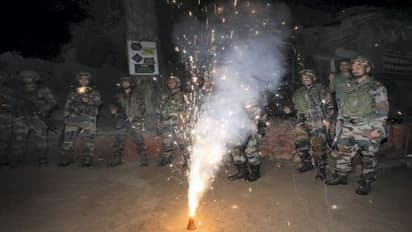 ನಾವು ಗಡಿ ಕಾಯ್ತಿದ್ದೇವೆ; ನೀವು ಚಿಂತೆ ಮಾಡದೆ ದೀಪಾವಳಿ ಆಚರಿಸಿ: Indian Army