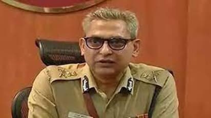 கோவையில் கோவில் அருகே மர்மமான முறையில் சிலிண்டர் வெடித்து விபத்து.. சென்னையில் கூடுதல் பாதுகாப்பிற்கு உத்தரவு.