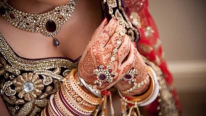  दूल्हा 'हनीमून' मनाने से पहले ही लूट गया, 7 फेरों के बाद दुल्हन ने किया ऐसा कारनामा