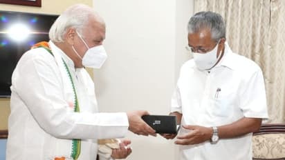 ഗവർണറുടെ അന്ത്യശാസനം തള്ളാൻ വിസിമാരോട് സർക്കാർ ആവശ്യപ്പെടും, ഗവർണറെ കോടതിയിൽ നേരിടാനും തീരുമാനം