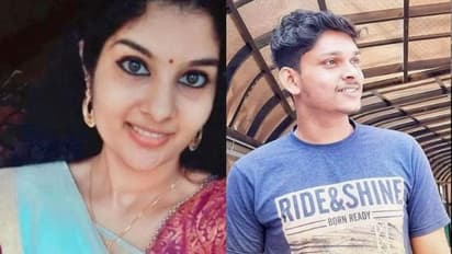 காதலிக்க மாட்டியா, அப்போ இதுதான் உன் கதி.! கேரளாவை அதிர வைத்த பரபரப்பு சம்பவம்