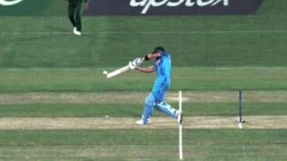 ഇന്ത്യ-പാക് പോരാട്ടത്തിലെ നോബോള് വിവാദം; അംപയര്മാര്ക്കെതിരെ ആഞ്ഞടിച്ച് അക്തര്