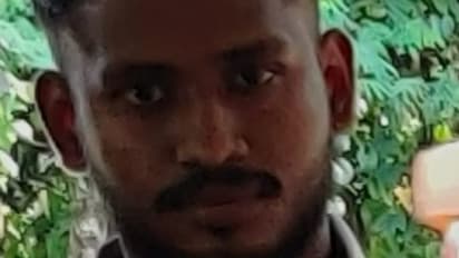 കാറിലെത്തി, ബൈക്ക് തടഞ്ഞ് നിർത്തി, ആയുധം കാട്ടി യുവാവിനെ തട്ടിക്കൊണ്ടുപോയി; സംഭവം പാലക്കാട്