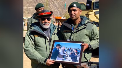 Then at Sainik school in Gujarat, now in Kargil: PM Modi meets jawan after 22 years