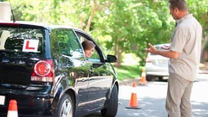 എളുപ്പമുള്ള ഡ്രൈവിംഗ് ടെസ്റ്റ് സെന്റർ തേടി യുവതി സഞ്ചരിച്ചത് 800 കിലോമീറ്റർ, എന്നിട്ടും തോറ്റു