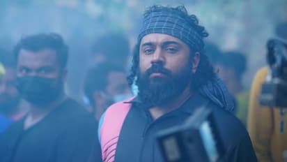 ബജറ്റ് 12 കോടി, പ്രീ റിലീസ് ബിസിനസിലൂടെ മാത്രം 20 കോടി; സൂപ്പര്ഹിറ്റിലേക്ക് 'പടവെട്ട്'