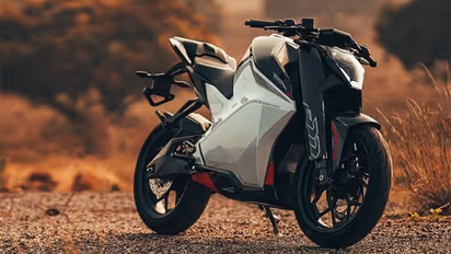 Ultraviolette F77: मात्र 10 हजार में बुक करें 307Km की रेंज वाली यह इलेक्ट्रिक बाइक, अगले महीने होगी लॉन्च