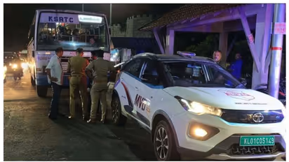 നിറയെ യാത്രക്കാരുമായി ഹെഡ് ലൈറ്റ് ഇല്ലാതെ രാത്രി യാത്ര, കെഎസ്ആര്‍ടിസി ബസ് പിടികൂടി, ഡ്രൈവര്‍ക്കെതിരെ കേസ്