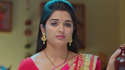 Janaki Kalaganaledu: యూట్యూబ్ ఛానల్ ని మొదలుపెట్టిన మల్లిక, మలయాళం.. కాలేజీ ఫీజు  గురించి బాధపడుతున్న జానకి?