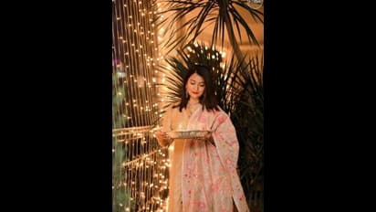 Yash ಪಟಾಕಿ ಹೊಡೆದು ಮಕ್ಕಳ ಜೊತೆ ದೀಪಾವಳಿ ಆಚಿರಿಸಿದ ರಾಕಿಂಗ್ ಕಪಲ್!