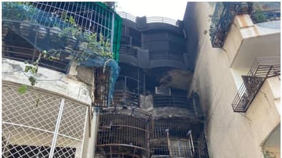 ദില്ലിയില്‍ മലയാളിയുടെ വീട് കത്തി നശിച്ചു; അപ്പാർട്ട്മെന്‍റ് ഉടമകൾക്കെതിരെ പരാതി നൽകുമെന്ന് കുടുംബം