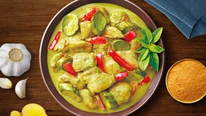 நாவில் எச்சில் ஊறவைக்கும் கிரீன் சிக்கன் கிரேவி.. ரெசிபி இதோ!