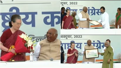 Veteran leader Mallikarjun Kharge officially takes charge as Congress president