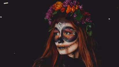 Goth Look to Dead Clown: 5 makeup looks you can try THIS Halloween