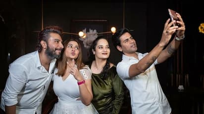 குடி... கும்மாளம்... என நடிகர் - நடிகைகளுடன் நடந்த நடிகை சங்கீதாவின் பிறந்தநாள் கொண்டாட்டம்! வைரல் போட்டோஸ்!