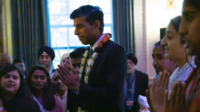 ಮಕ್ಕಳು ದೀಪಾವಳಿ ಆಚರಿಸುವಂತ ಬ್ರಿಟನ್ ನಿರ್ಮಾಣ, ಪ್ರಧಾನಿಯಾದ ಬೆನ್ನಲ್ಲೇ ಸುನಕ್ ಮಹತ್ವದ ಘೋಷಣೆ!