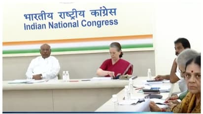 കോണ്‍ഗ്രസ് പുനഃസംഘടന പഠിക്കാൻ പ്രത്യേക സമിതി; തരൂരിന്‍റെ വഴിമുടക്കാൻ ശ്രമിച്ചിട്ടില്ലെന്ന് കെ സി വേണുഗോപാല്‍