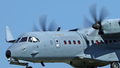 भारत में बने C-295 विमान से बढ़ेगी वायु सेना की ताकत, अधूरे रनवे से भी भर सकता है उड़ान, जानें इसकी खासियत
