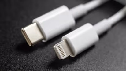 ஒரே நாடு ஒரே சார்ஜர்! ஸ்மார்ட்போன் நிறுவனங்களுக்கு செக் வைக்கும் அதிரடி உத்தரவு!