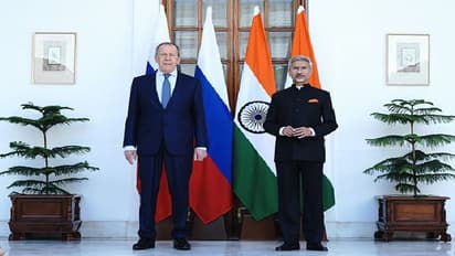 রাশিয়া-ইউক্রেন যুদ্ধের পরিস্থিতি আরও ভয়াবহ! ৮ নভেম্বর মস্কোয় পা রাখতে চলেছেন ভারতের বিদেশমন্ত্রী জয়শঙ্কর