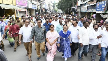 తిరుపతిలో రాయలసీమ ఆత్మ గౌరవ మహా ప్రదర్శన.. మూడు రాజధానులకు మద్దతుగా వైసీపీ భారీ ర్యాలీ..