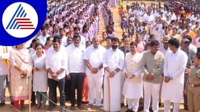 ಕಾಫಿನಾಡಲ್ಲಿ ಯಶಸ್ವಿ ಕೋಟಿ ಕಂಠ ಗಾಯನ: ಸಿ.ಟಿ.ರವಿ ಸಕತ್ ಡ್ಯಾನ್ಸ್