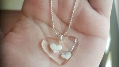 മുലപ്പാലില് നിന്നും ആഭരണങ്ങള്, വിദേശരാജ്യങ്ങളില് നിന്നു പോലും ഡിമാന്ഡ്!