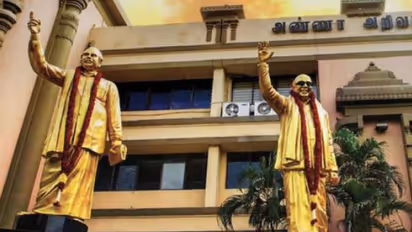 கோஷ்டி பூசலில் தென்காசி திமுக.. அறிவாலயம் கொடுத்த அதிர்ச்சி தகவல் - கவலையில் உடன்பிறப்புகள்