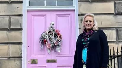 വാതിലിന് പെയിന്റ് ചെയ്ത നിറം 'പണി'യായി; 19 ലക്ഷം പിഴ!