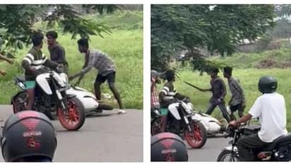 டாஸ்மாக் அதிகாரியிடம் அரிவாளை காட்டி பணம் பறிக்க முயற்சி! சமூக வலைதளத்தில் பரவிய வீடியோவால் பரபரப்பு