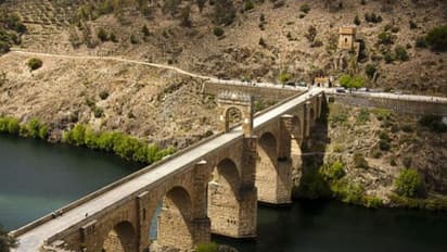 మోర్బీ బ్రిడ్జీ ఘటనతో అప్రమత్తమైన పశ్చిమ బెంగాల్.. 2,109 వంతెనల ఫిట్ నెస్ ను పరీక్షించాలని మమతా సర్కార్ ప్లాన్