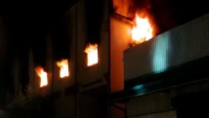 రాంగోపాల్ పేట అగ్ని ప్రమాదం : ముగ్గురు కూలీల ఆచూకీ భవనంలోనే.. సెల్ ఫోన్ సిగ్నల్స్ అక్కడే...