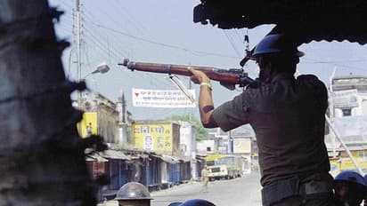 2 नवंबर 1990 की रोंगटे खड़ी करने वाली आंखों देखीः गोली से बचने सरयू में कूदे कारसेवक, शवों के बीच लेट बचाई जान