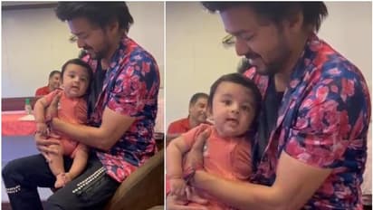 ದಳಪತಿ ವಿಜಯ್ ತೋಳಲ್ಲಿ ಪುಟ್ಟ ಕಂದ; ವೈರಲ್ ಫೋಟೋದಲ್ಲಿರುವ ಮಗು ಯಾರದ್ದು?