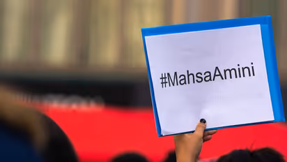 Iran Hijab Protest: ஹிஜாப் போராட்டத்தில் ஈடுபட்ட 5 பேருக்கு மரண தண்டனை: ஈரான் நீதிமன்றம் தீர்ப்பு