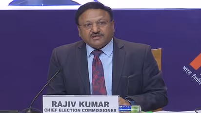 Gujarat Election 2022: शेरों के घर गिर के जंगल में 1 वोट के लिए बनेगा बूथ, मतदान कराने जाएंगे 15 अधिकारी