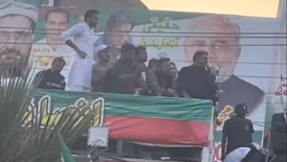 VIDEO में देखिए आखिर कैसे पैर में 2 गोलियां लगने के बावजूद मुस्कुराते रहे इमरान खान