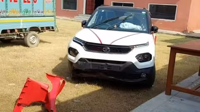 வரதட்சணையாக கொடுத்த காரால் அத்தையை கொன்ற மணமகன்… உ.பி.யில் நிகழ்ந்த பயங்கரம்!!