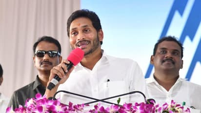 డ్రోన్ షాట్  కోసమే: కందుకూరు చంద్రబాబు రోడ్‌షోపై ఏపీ సీఎం జగన్