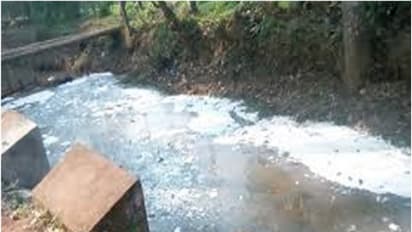 ರಾಮದುರ್ಗ: ಕುಡಿಯುವ ನೀರು ಬದಲಿಗೆ ಚರಂಡಿ ನೀರು