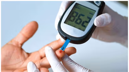 രക്തത്തിലെ പഞ്ചസാരയുടെ അളവ് കൂടുന്നതിന് പിന്നിലെ ആറ് കാരണങ്ങൾ