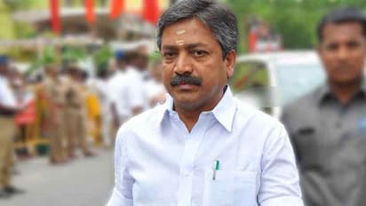 நெஞ்சுவலியால் அனுமதிக்கப்பட்ட சி.வி. சண்முகம் உடல்நிலை எப்படி உள்ளது? வெளியான தகவல்..!