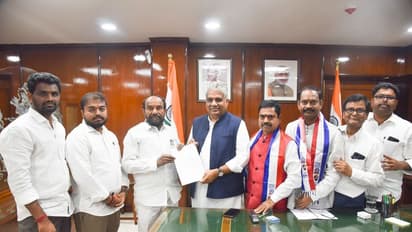 కేంద్ర మంత్రి భూపేంద్ యాదవ్తో ఆర్ కృష్ణయ్య భేటీ.. ‘కేంద్రంలో బీసీలకు ప్రత్యేక మంత్రిత్వ శాఖ ఏర్పాటు చేయాలి’